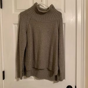 H&M wide turtleneck!